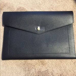 Glass Ladder and Co. portfolio clutch